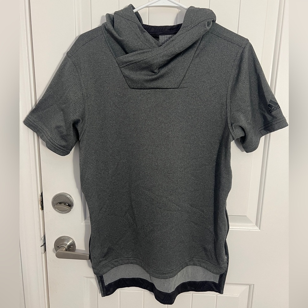 ADIDAS Men's Dark Grey Short Sleeve Activewear Hoodie